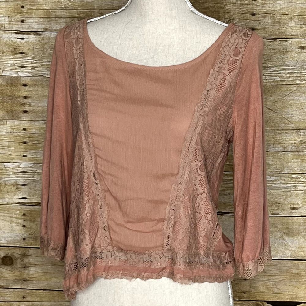 Lucy & Laurel Floral Lace Blouse Womens Boho Romantic 3/4 Sleeve Flowy Top MED